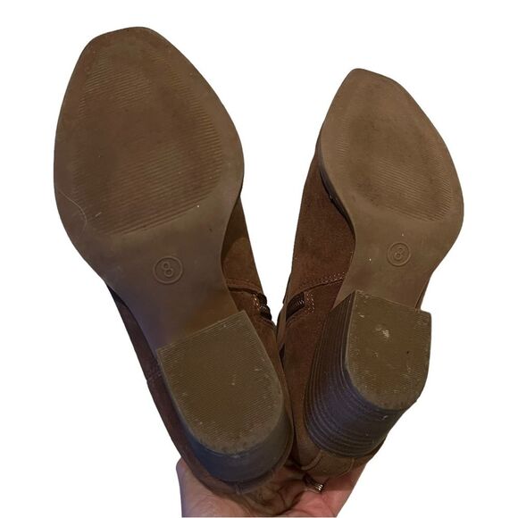 Light brown heeled booties by Universal Threads women Size 8 - Picture 14 of 14